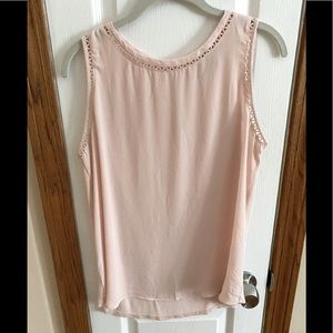 Sleeveless blouse